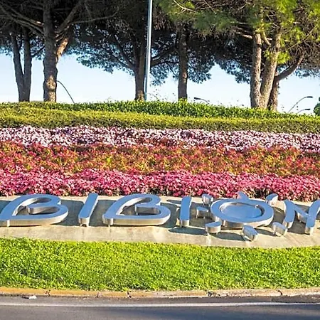 Prestige With Garden Oasis And Parking Space Bibione